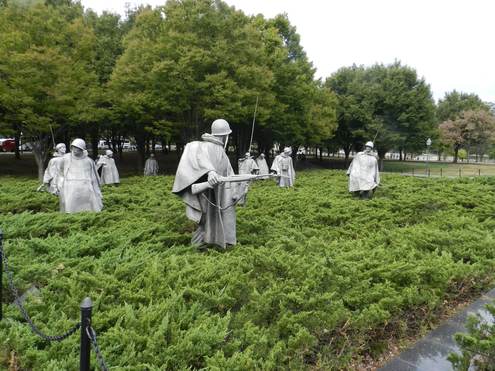 Soldier statues of the Korean War Veterans Memorial